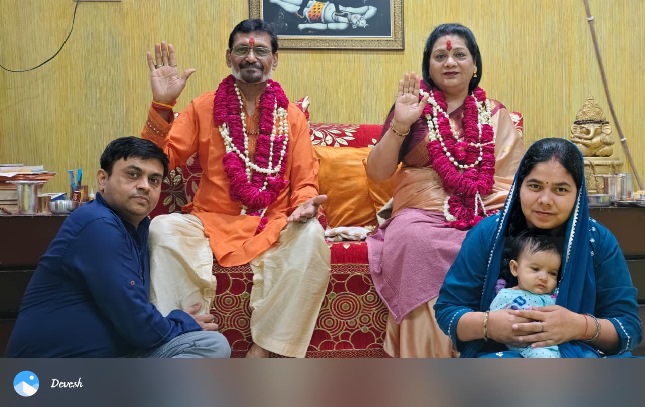 Siddh Yog Shakti Darbar Bareilly Divine Glimpse Devesh Ji Photo