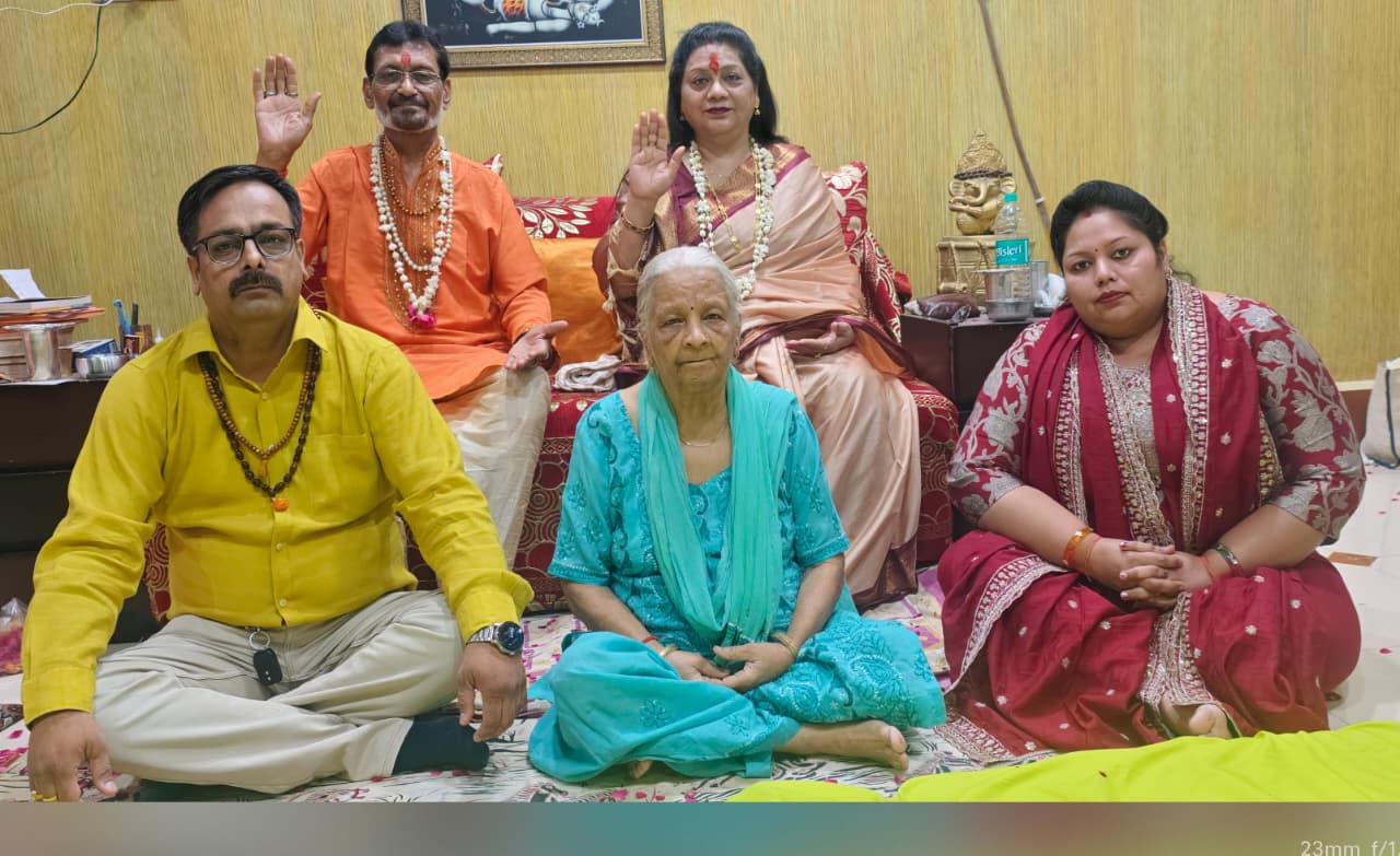 Siddh Yog Shakti Darbar Bareilly Divine Glimpse Vimal Ji Photo